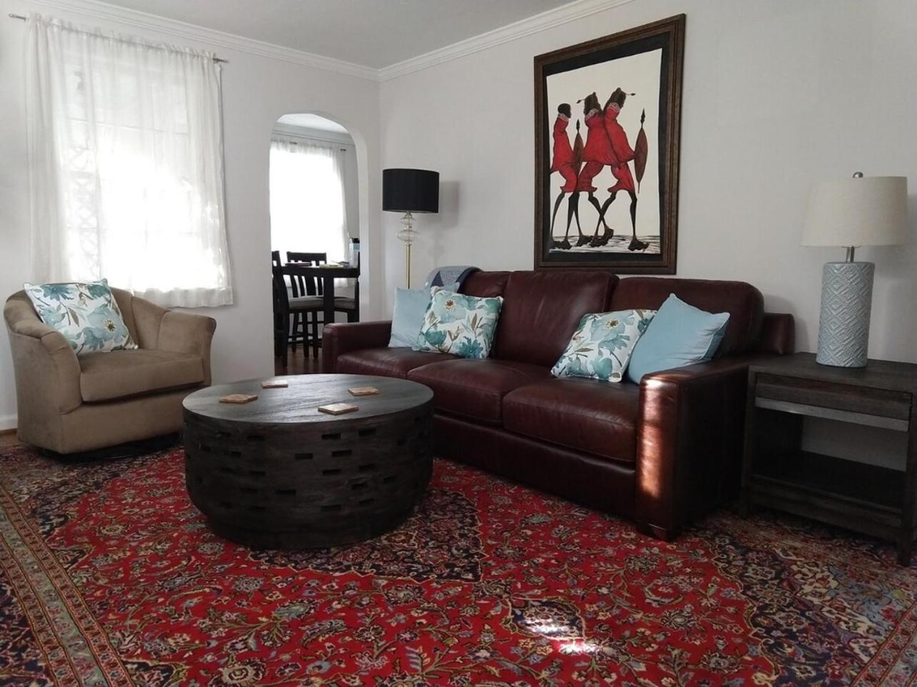 Charming Classic Cottage 2Br ダーラム エクステリア 写真